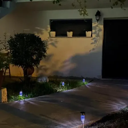 Lovely 1bedroom Unit With Free Parking Wlora